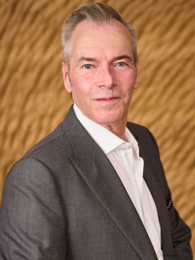 MARTIN HOHMANN